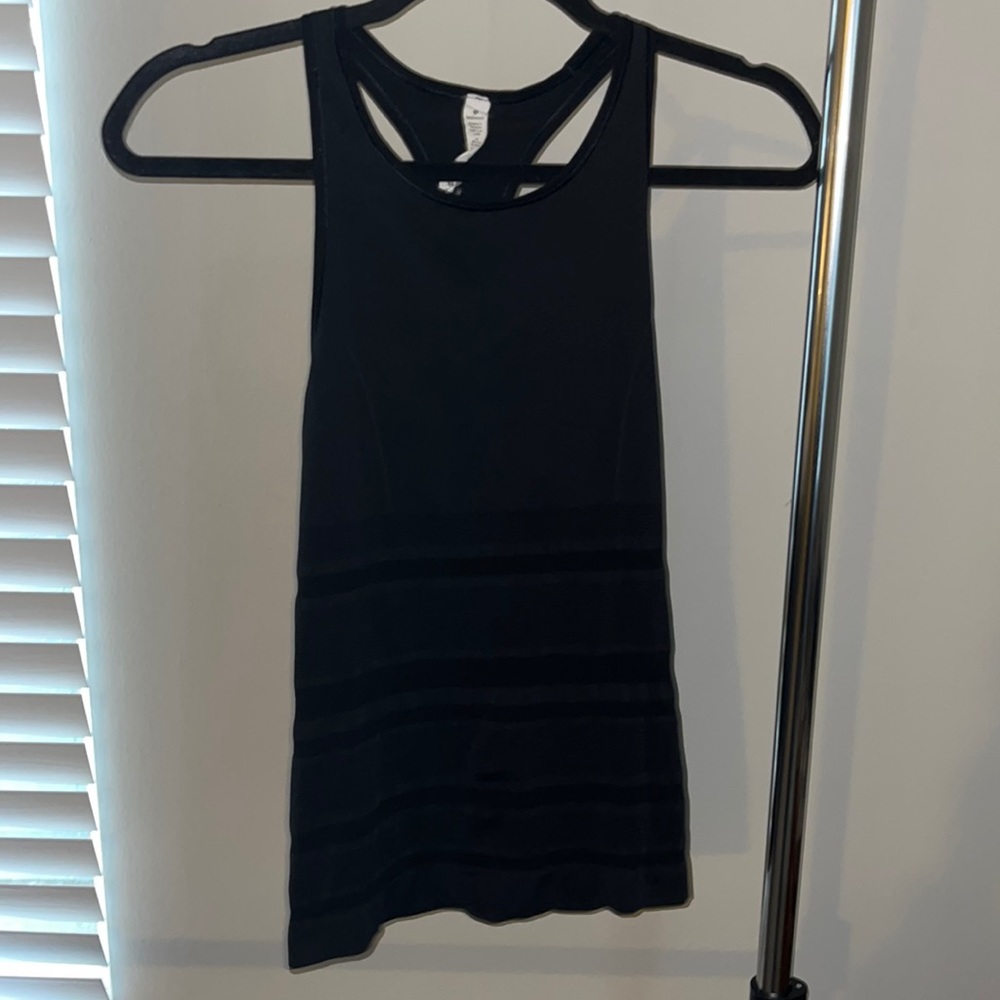 Lululemon black tank top